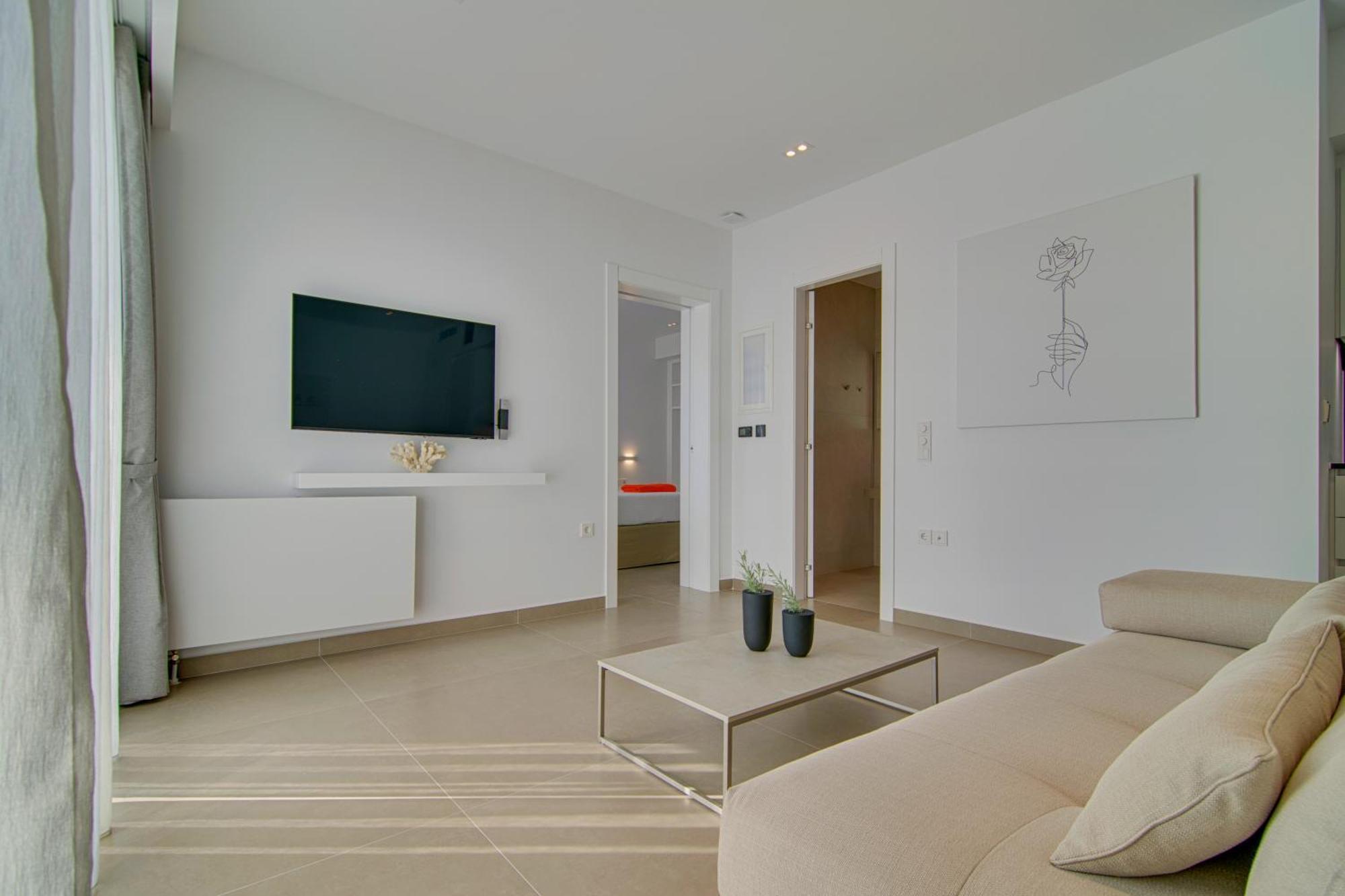Livinghome Suites Parga Buitenkant foto