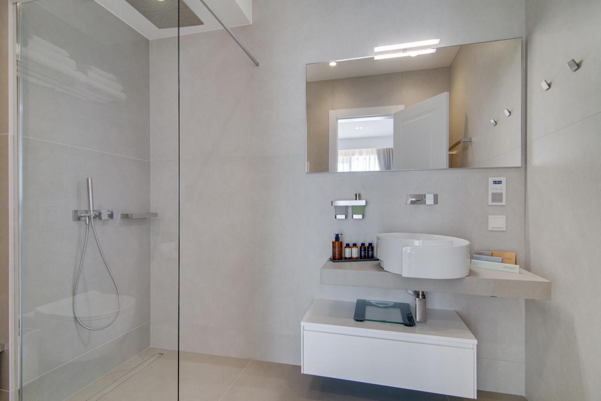 Livinghome Suites Parga Buitenkant foto