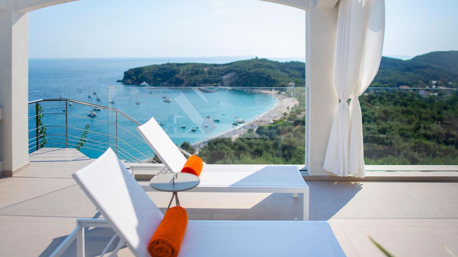Livinghome Suites Parga Buitenkant foto